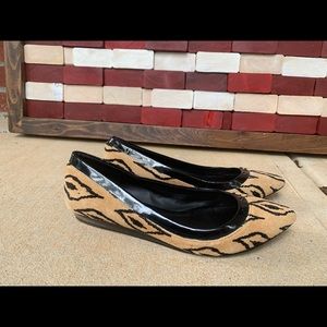 Tribal print flats, BCBG